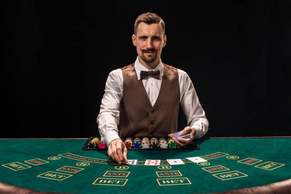Discover top-rated slots with highest payouts on mega888 casino.